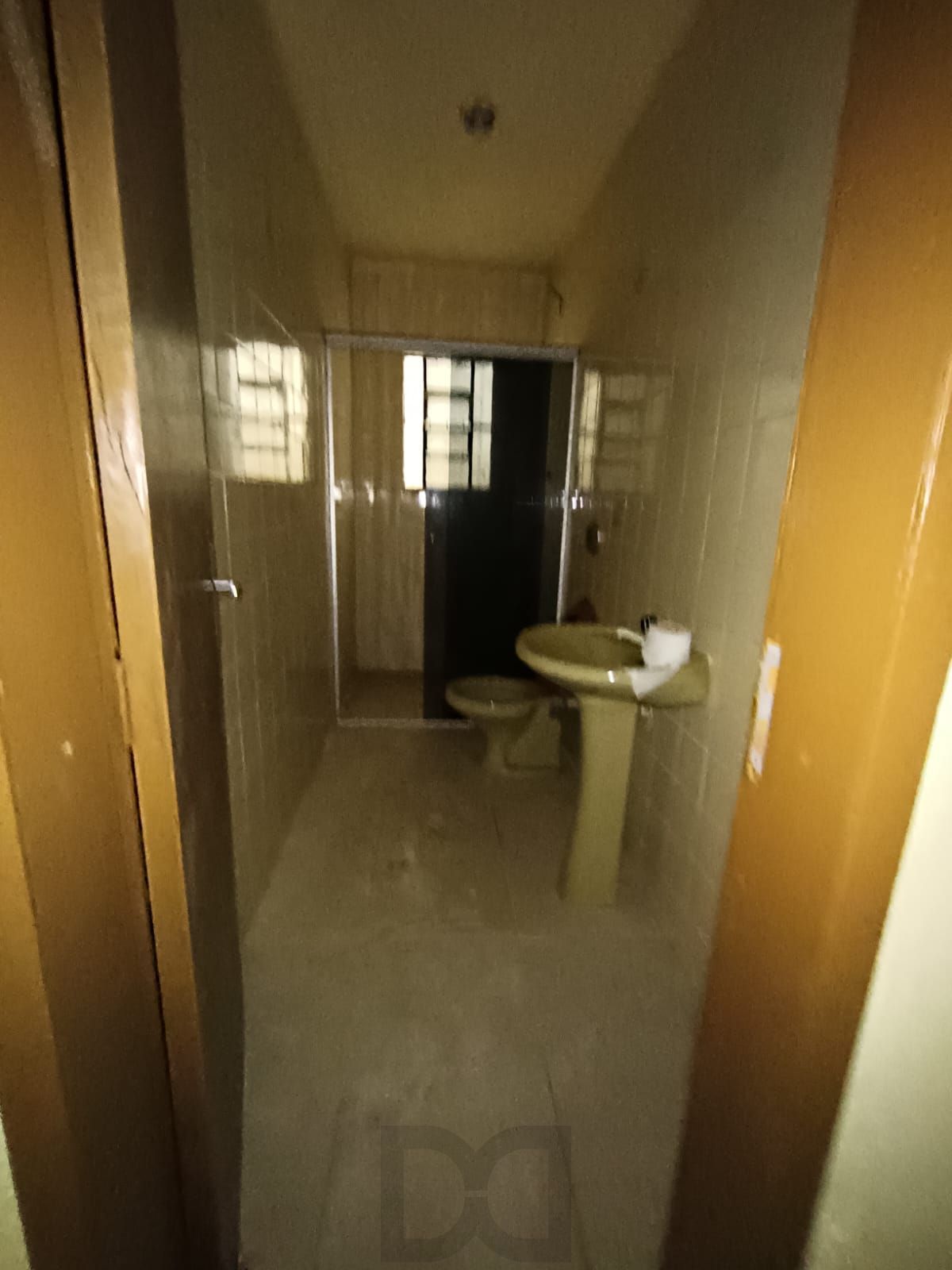 Sobrado 3 Dormitórios 192m² com vaga para 2 carros . — foto 12