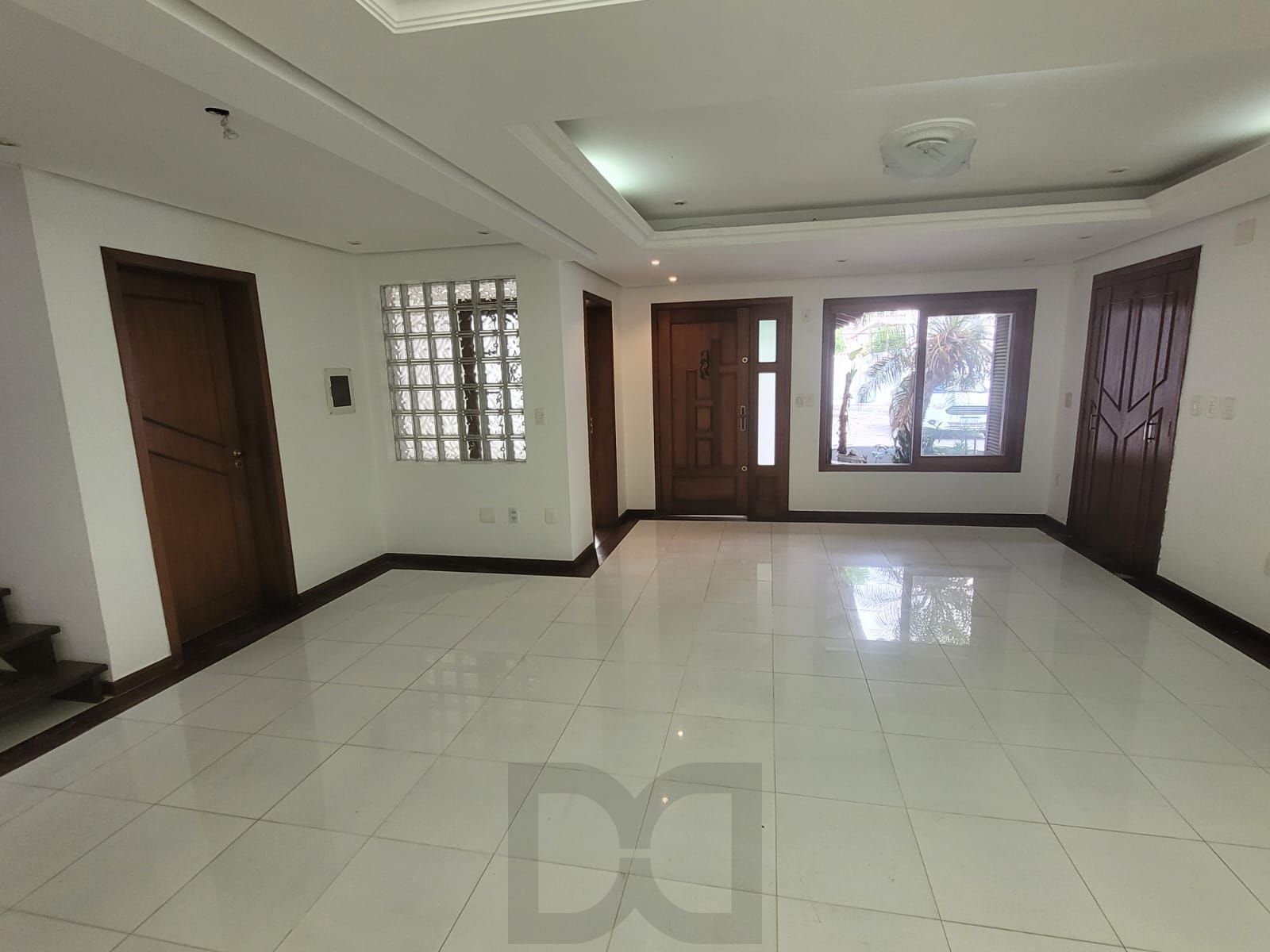 Casa no bairro Ipanema com 291 m² de área privativa e 8 garagens — foto 8
