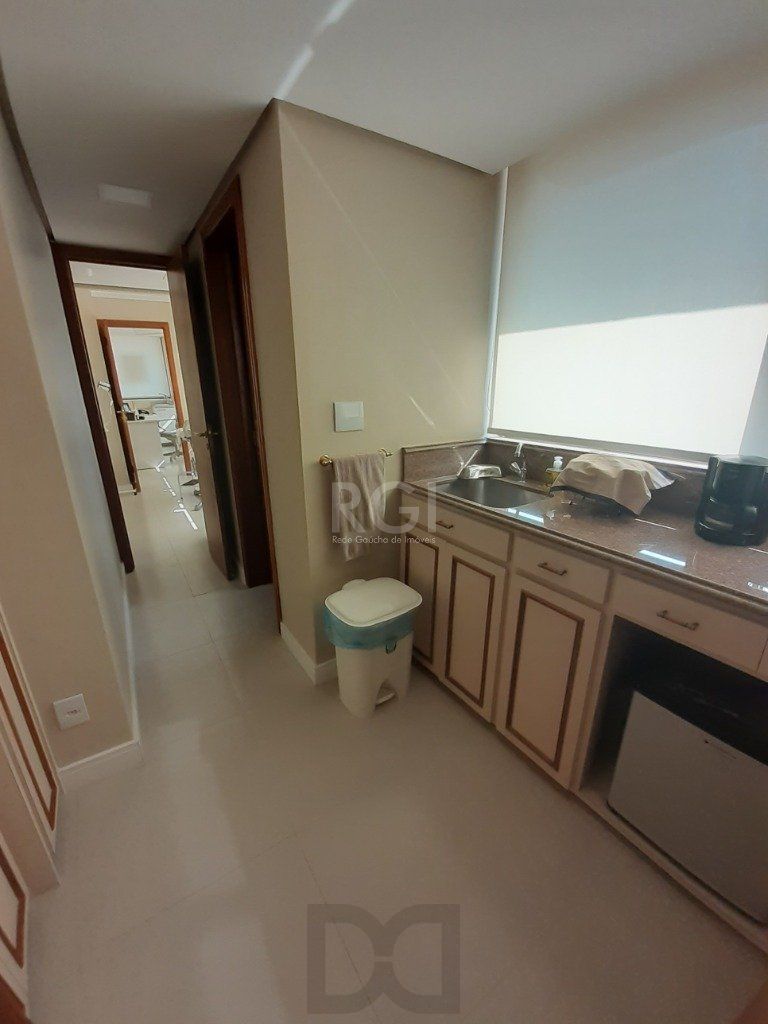 Conjunto/Sala para Venda - 104.28m², 0 dormitórios, 2 vagas - Menino Deus — foto 17