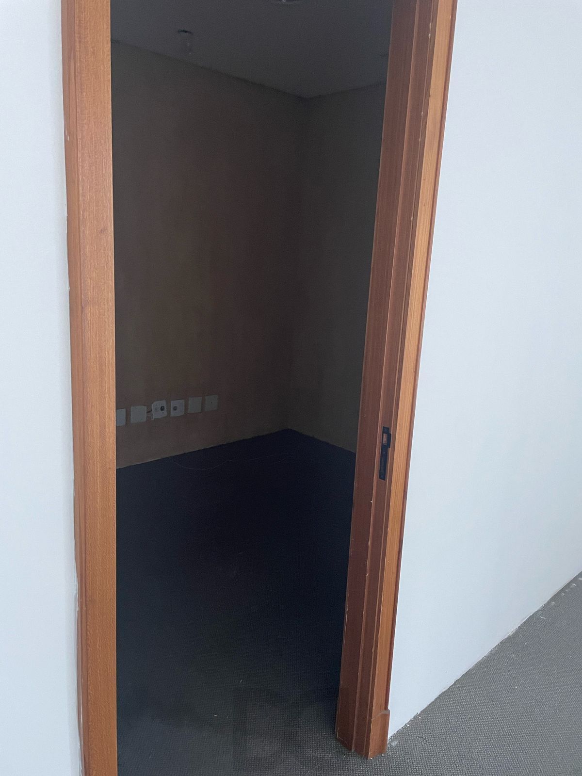 Sala Comercial de 48 m² com garagem, prédio com portaria presencial — foto 8