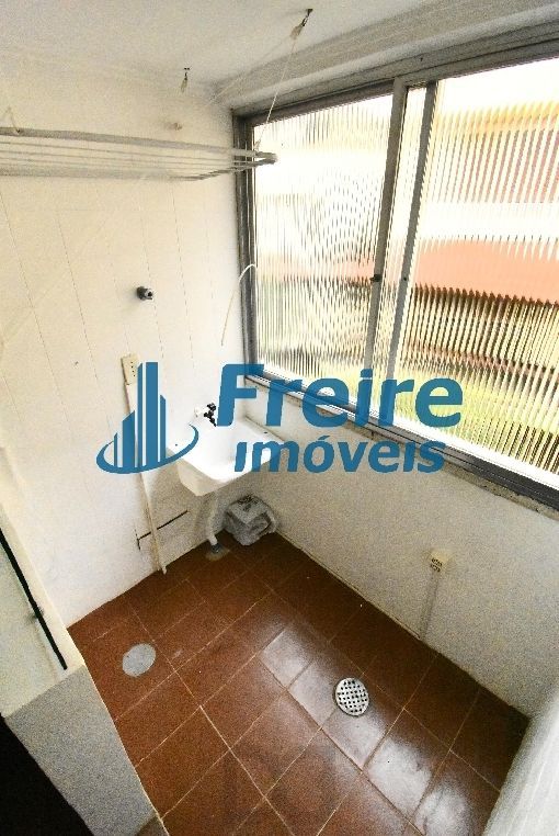 ÓTIMO APARTAMENTO DE  2 DORMITÓRIOS NA RUA MIGUEL COUTO — foto 14