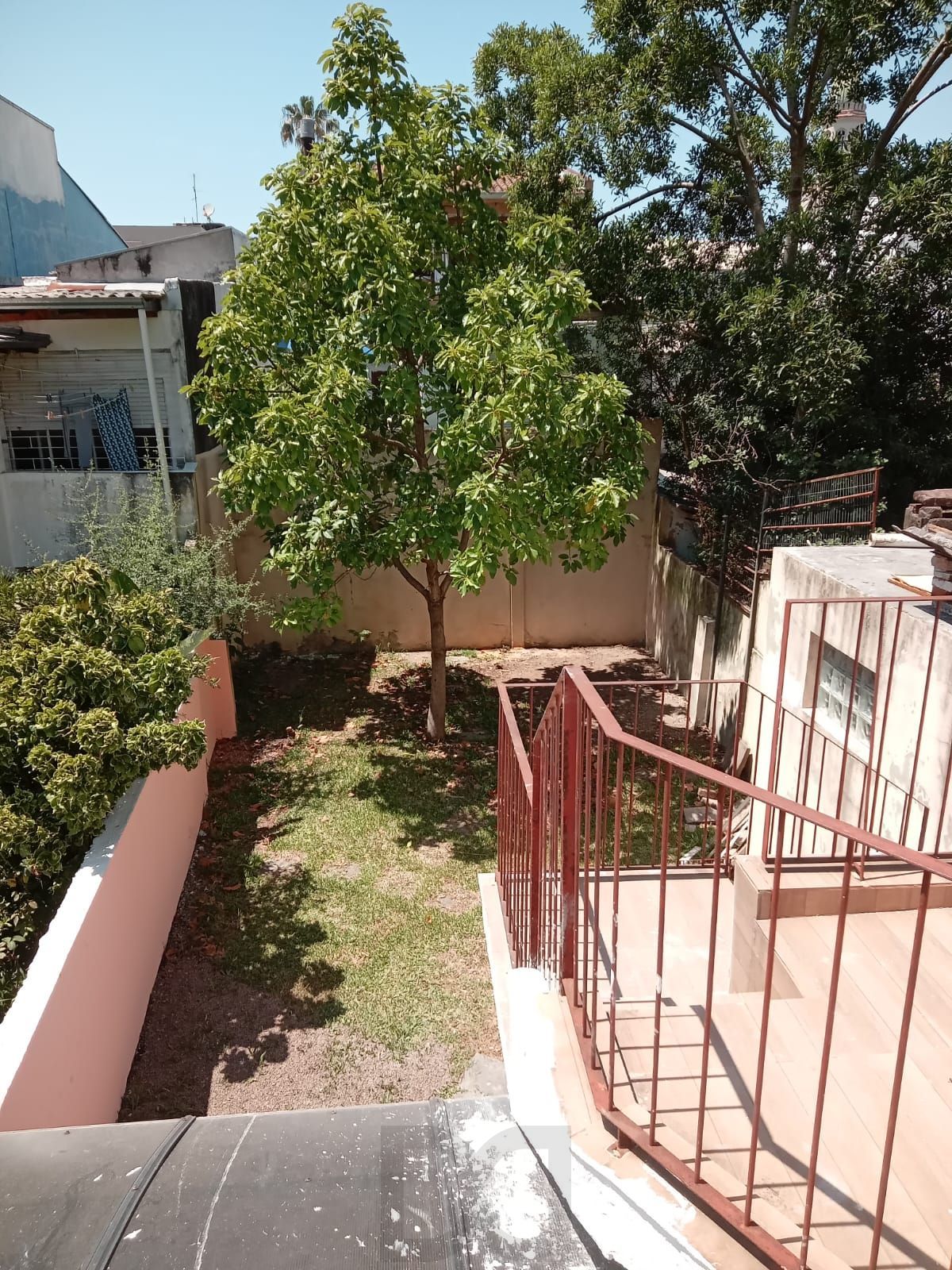 Ótima Casa com 4 Dormitórios no Bairro Cidade Baixa — foto 24
