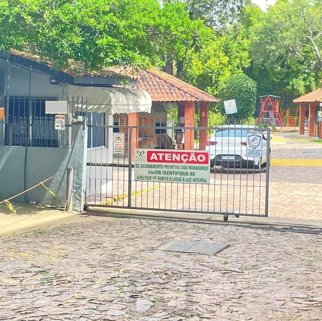 Apartamento dois dormitórios, com duas vagas escrituras ( tipo Box) — foto 8