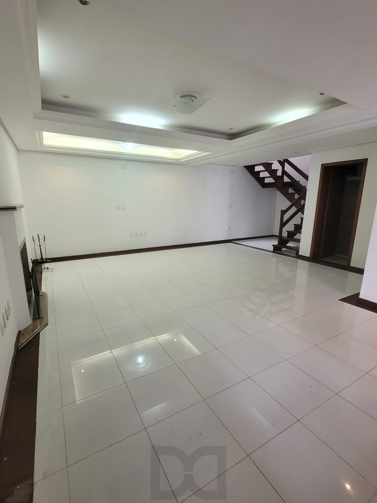 Casa no bairro Ipanema com 291 m² de área privativa e 8 garagens — foto 11