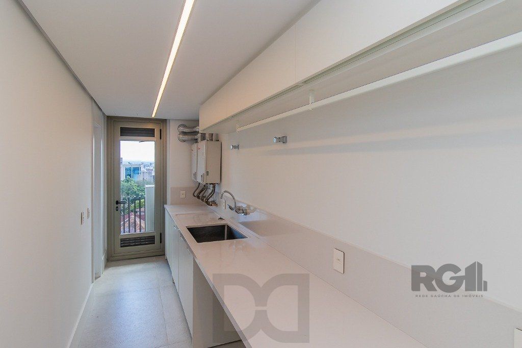 apartamento - 4 dormitórios - 4 vagas - 388,44 m² - Moinhos de Vento — foto 13