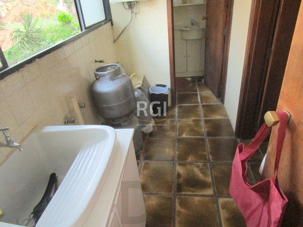 Apartamento para Venda - 145m², 3 dormitórios, sendo 1 suites, 2 vagas - Menino Deus — foto 14