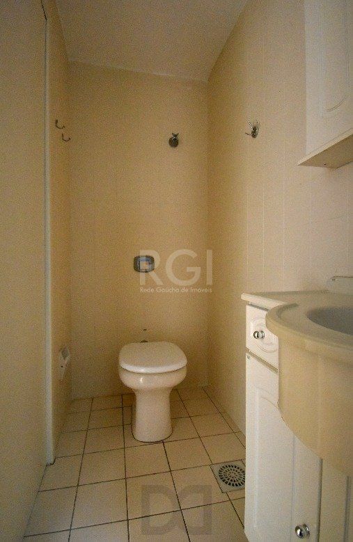 Apartamento para Venda - 69.45m², 2 dormitórios, 1 vaga - Menino Deus — foto 10