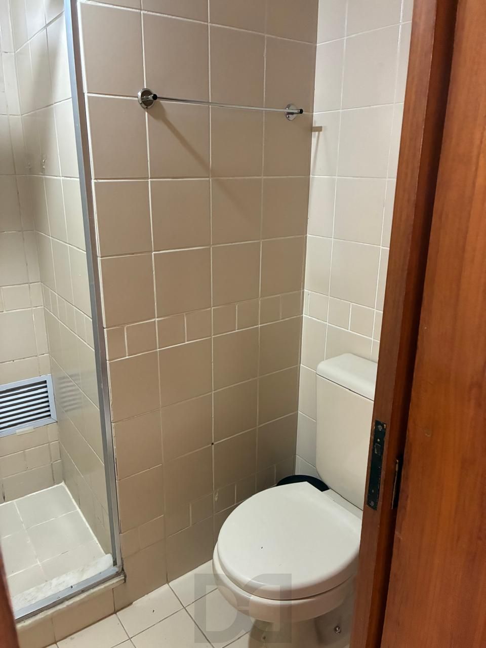 ÓTIMO APARTAMENTO 2 DORMITÓRIOS COM VAGA ESCRITURADA NO MENINO DEUS — foto 32