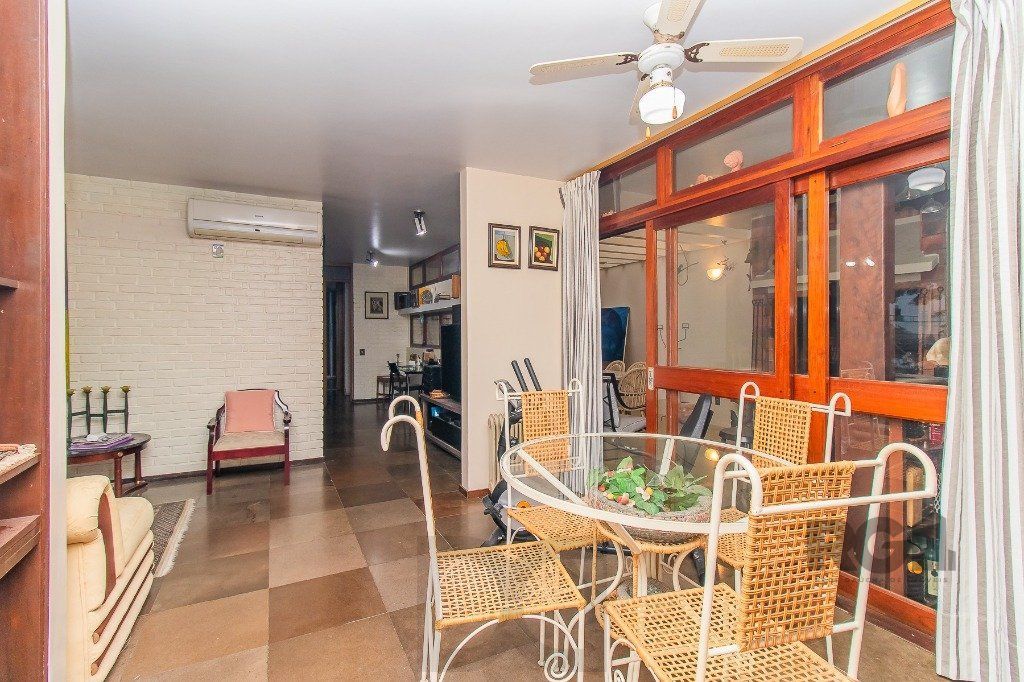 Casa para Venda - 400m², 3 dormitórios, sendo 1 suites, 4 vagas - Menino Deus — foto 12