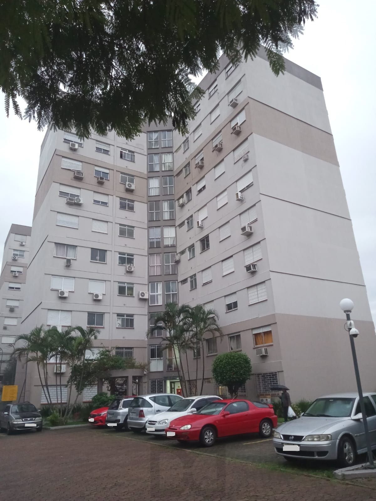 Apartamento três dormitórios, vaga rotativa Bairro Cristal — foto 1