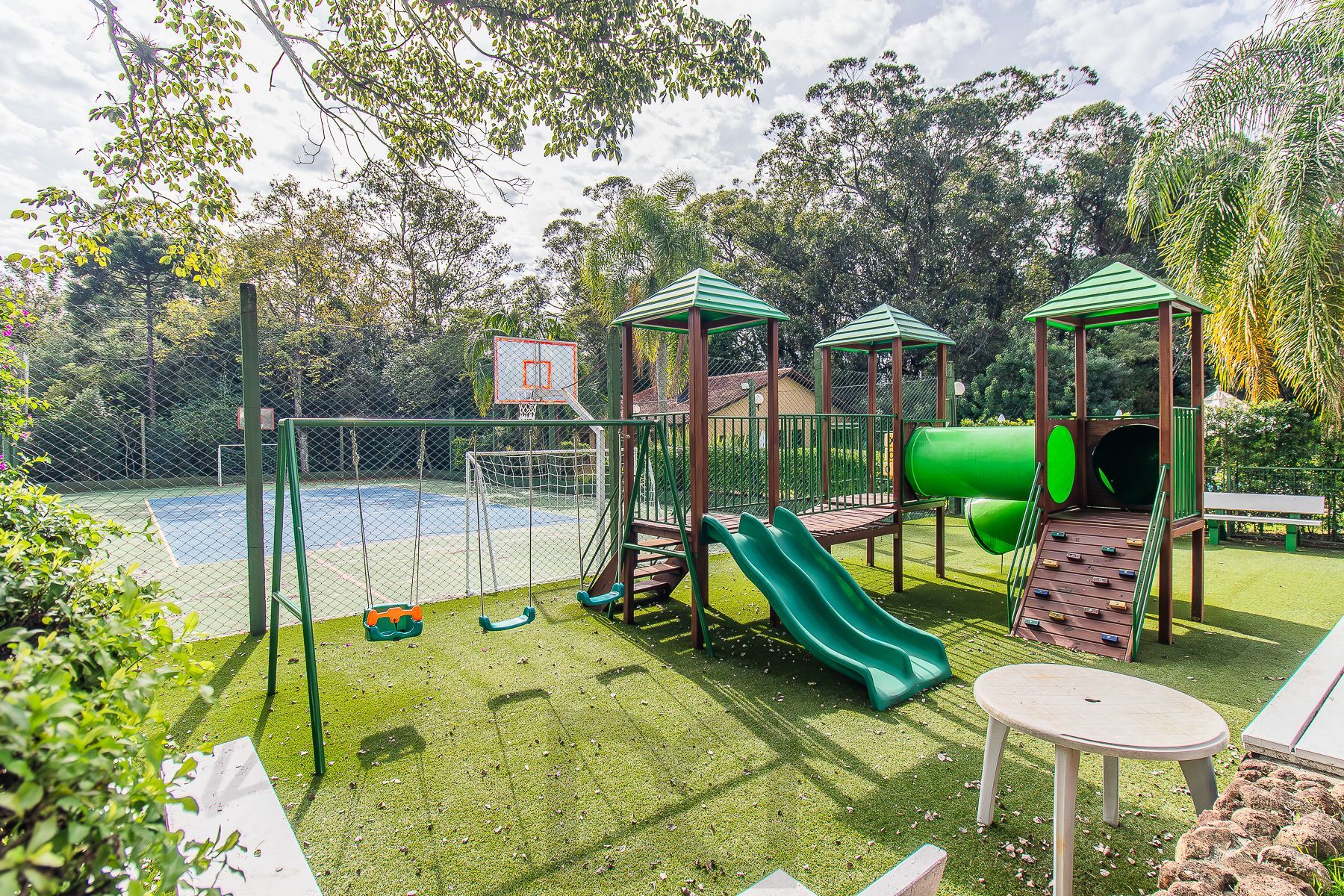 CASA DE 4 DORMITÓRIOS EM CONDOMÍNIO - 320 m² - 4 VAGAS DE GARAGEM — foto 52