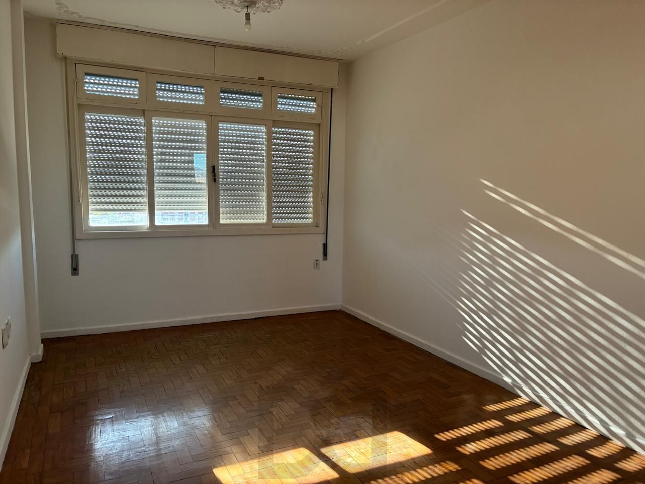 AMPLO APARTAMENTO DE 3 DORMITÓRIOS NA CIDADE BAIXA — foto 27