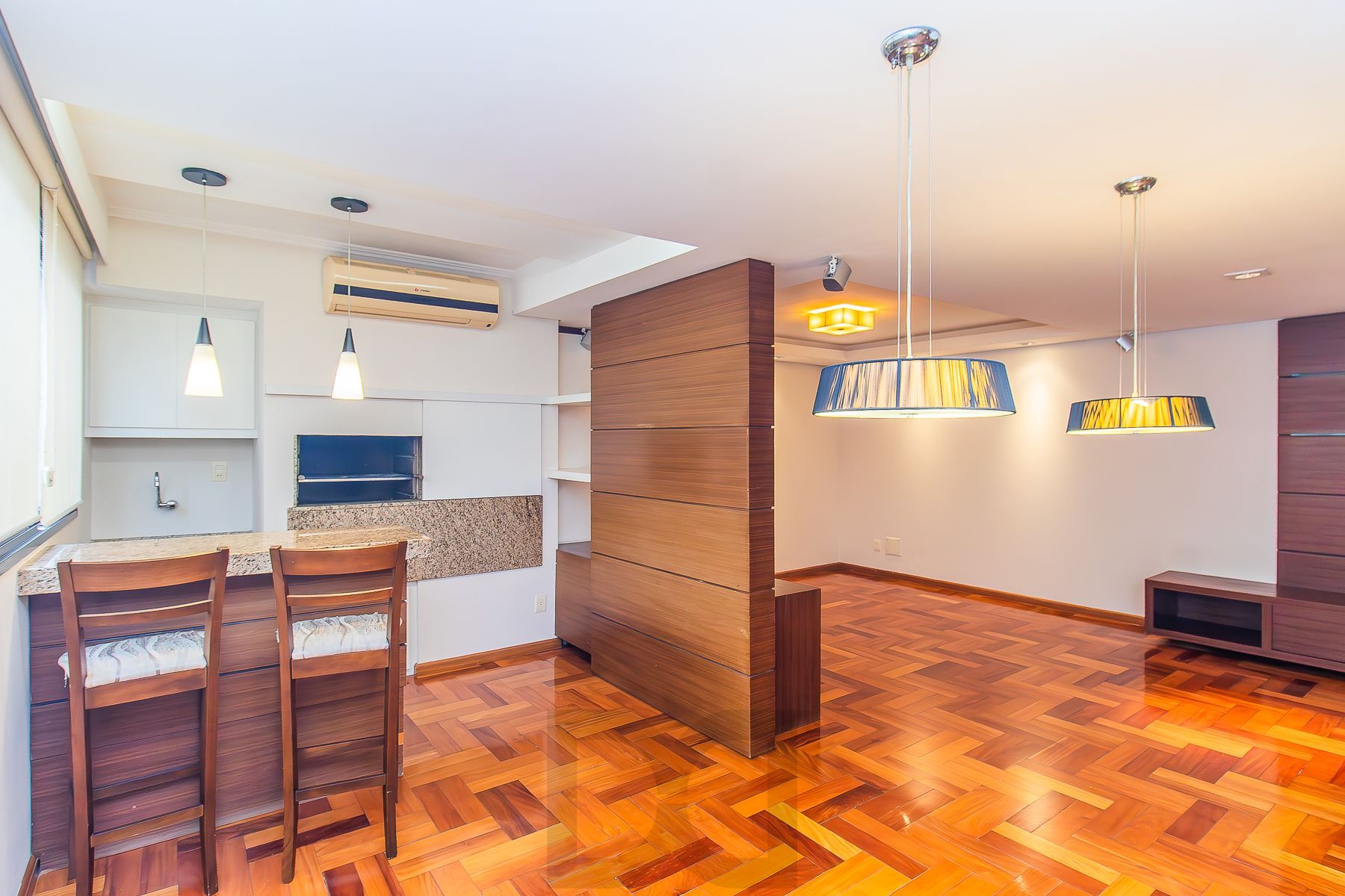 Apartamento semi mobiliado, impecável, com 126m² privativo. — foto 4