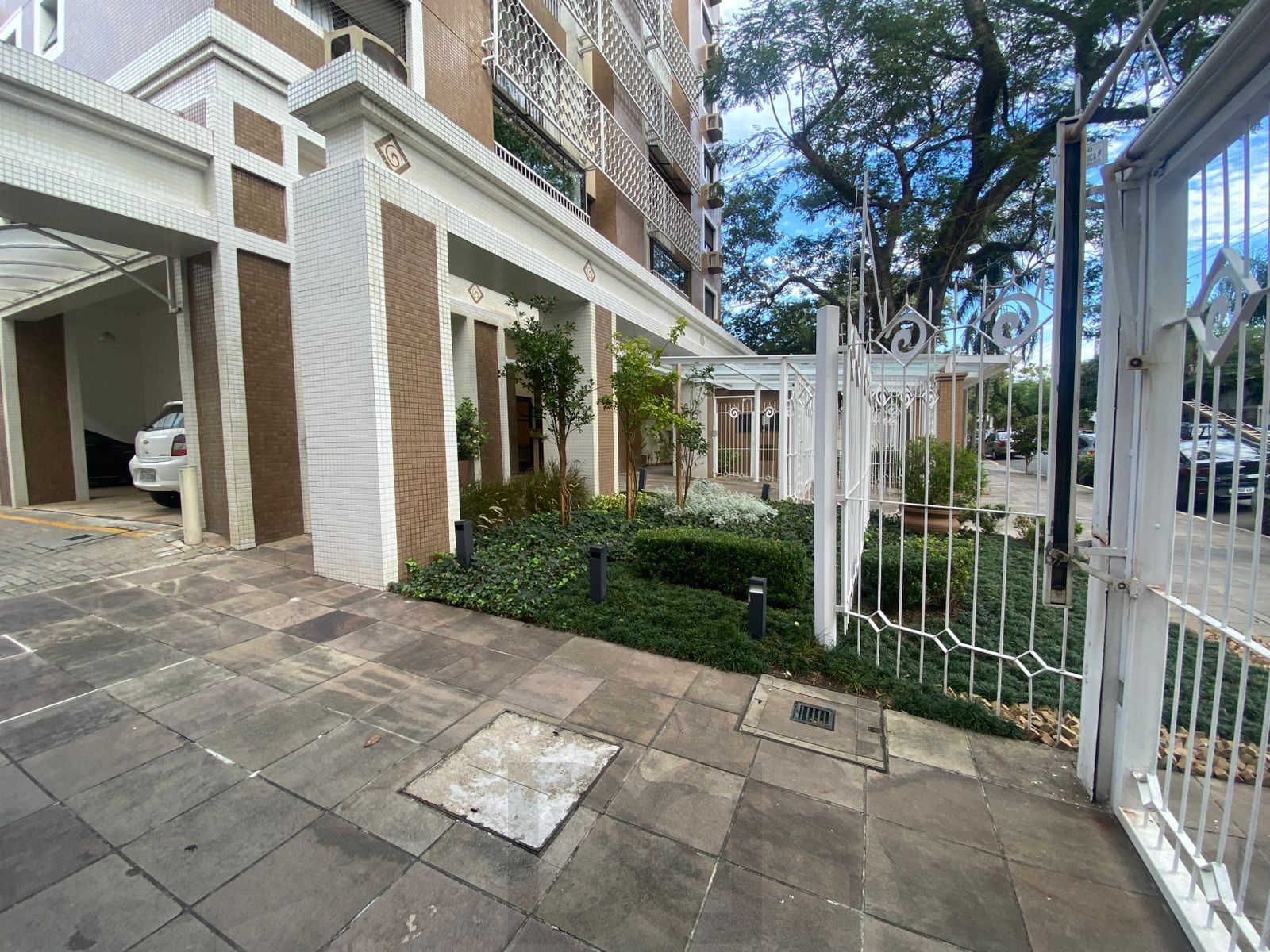 Apartamento 105 m2 3 dormitorios sendo 1 suite vaga dupla menino deus — foto 2