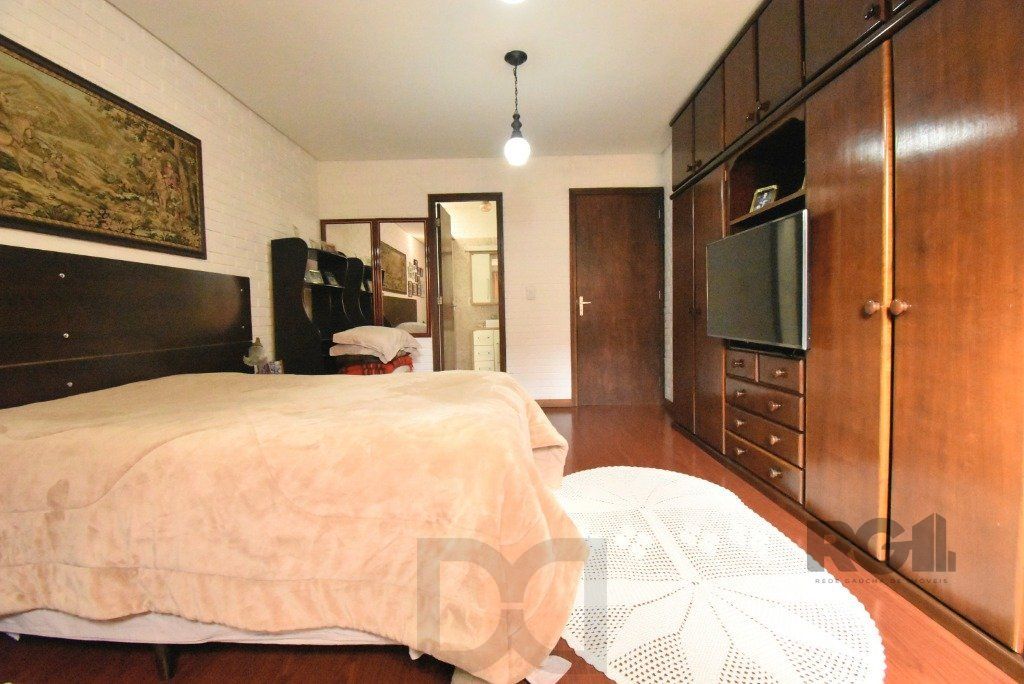 CASA - 5 dorms. - 3 vagas - 290 m² - MENINO DEUS — foto 32