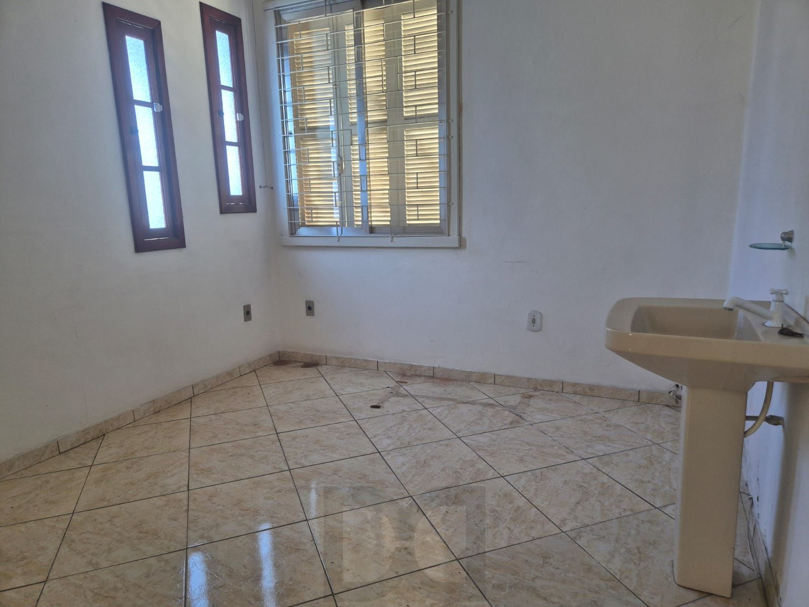 Casa de esquina — foto 14