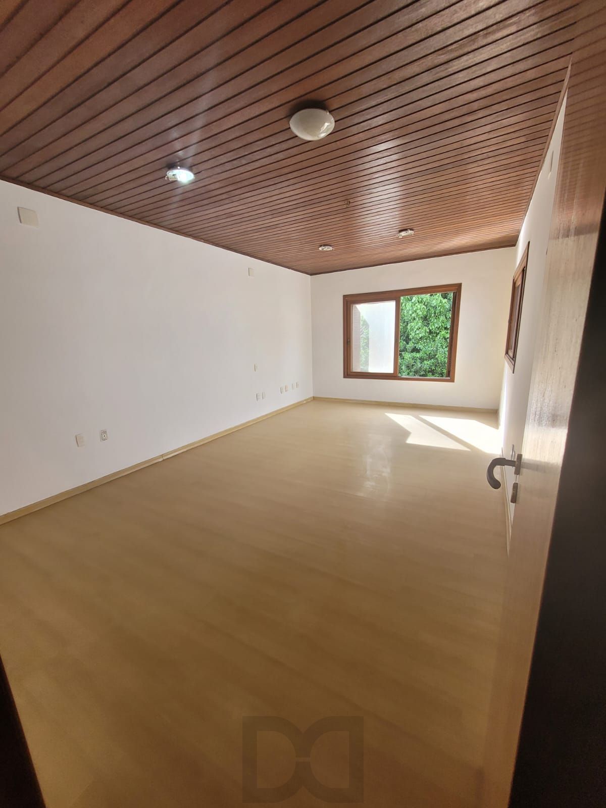 Casa no bairro Ipanema com 291 m² de área privativa e 8 garagens — foto 33