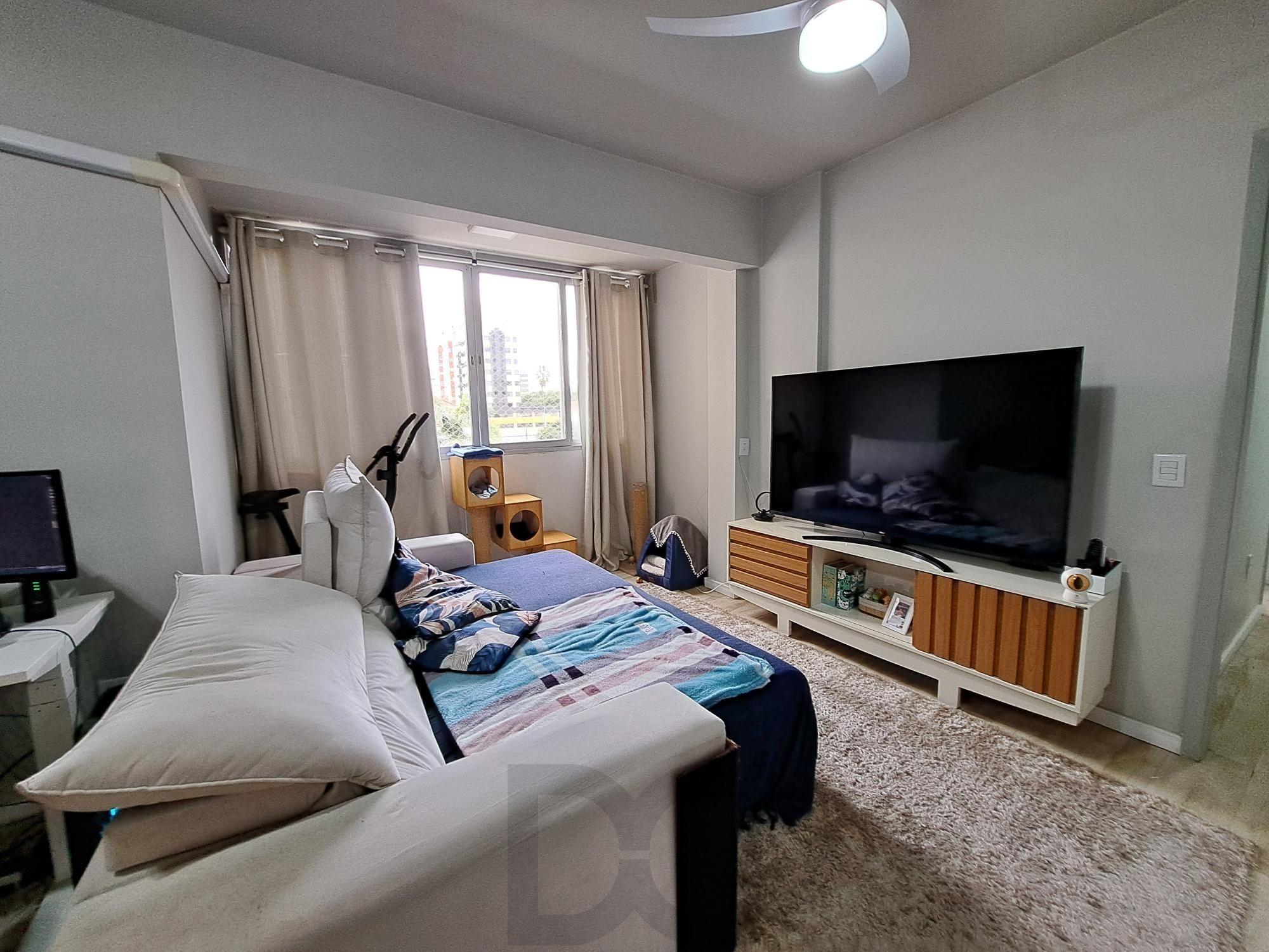 2 Dormitórios com dependência e 2 vagas - Menino Deus — foto 2