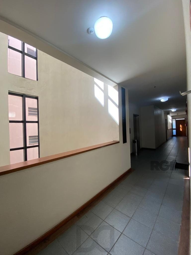 conjunto/sala - 41,66 m² - Menino Deus — foto 18