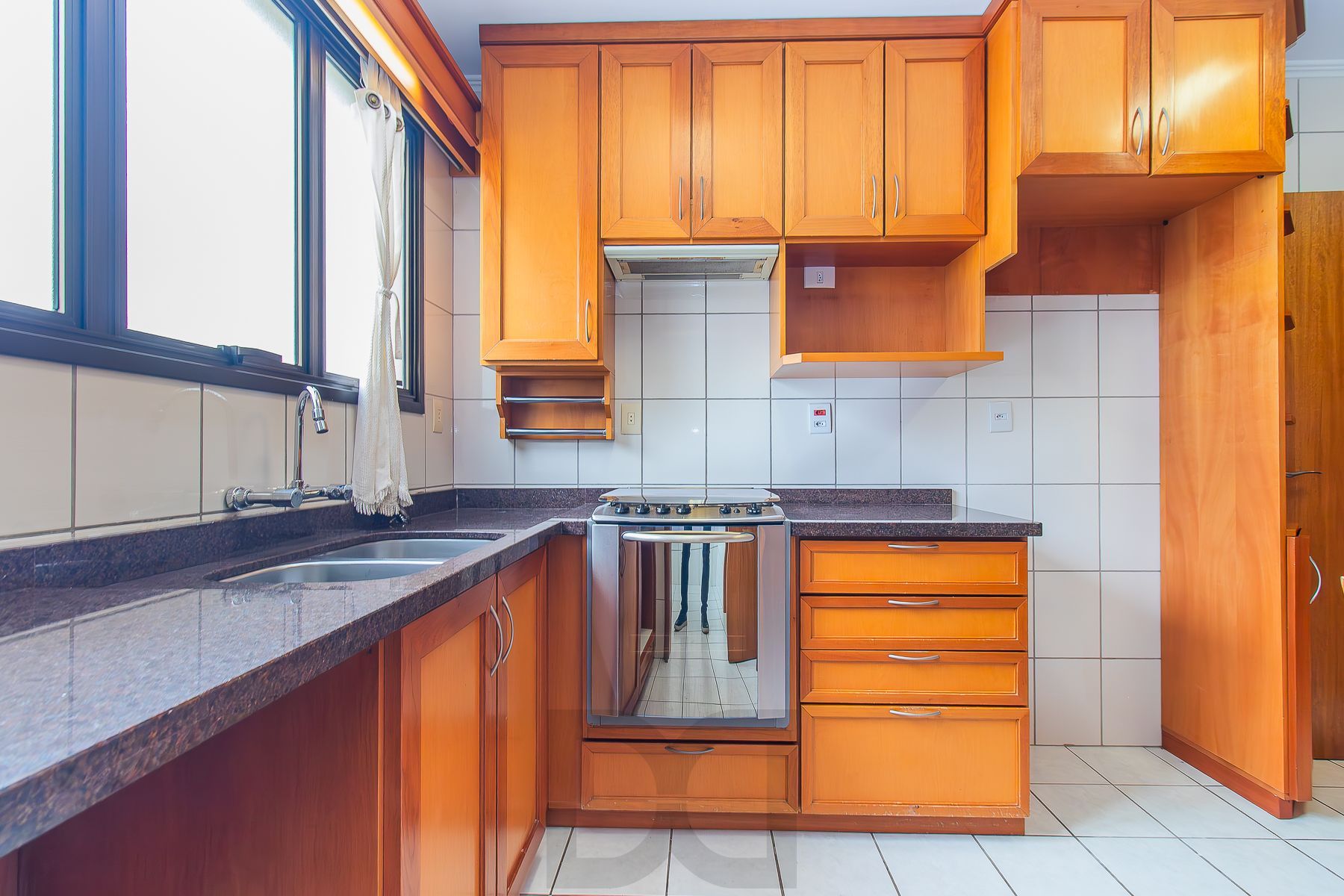 Apartamento semi mobiliado, impecável, com 126m² privativo. — foto 25