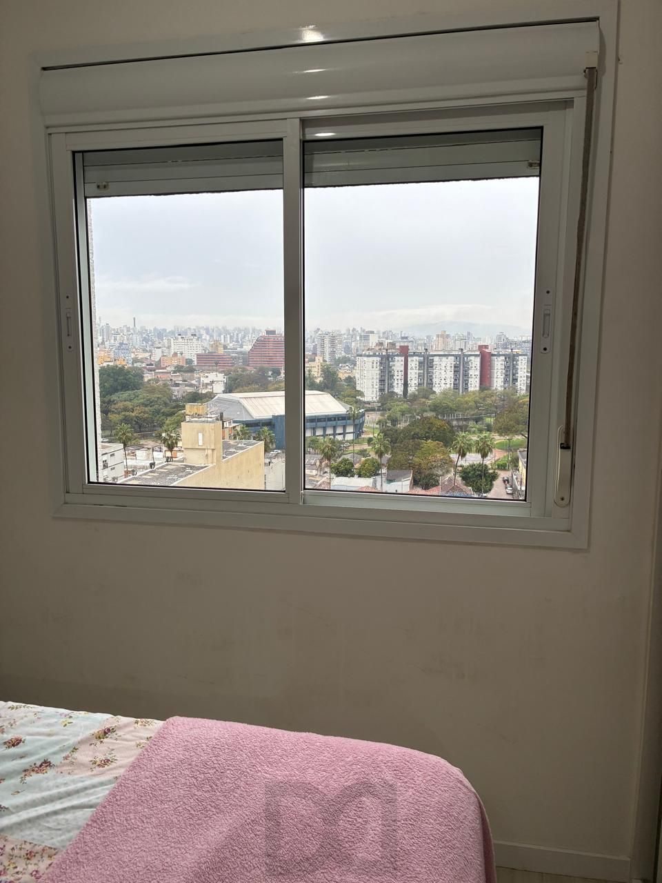 Lindo Imóvel de um Dormitório com vaga escriturada no Menino Deus — foto 28