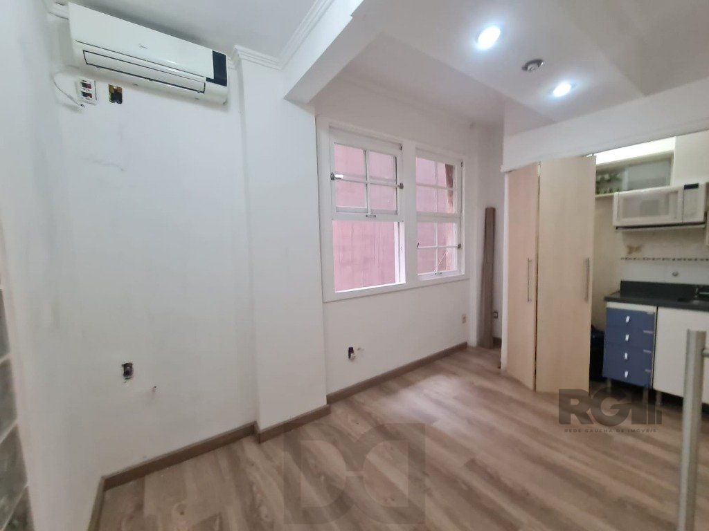 Sala - 30 m² - Centro Histórico — foto 10
