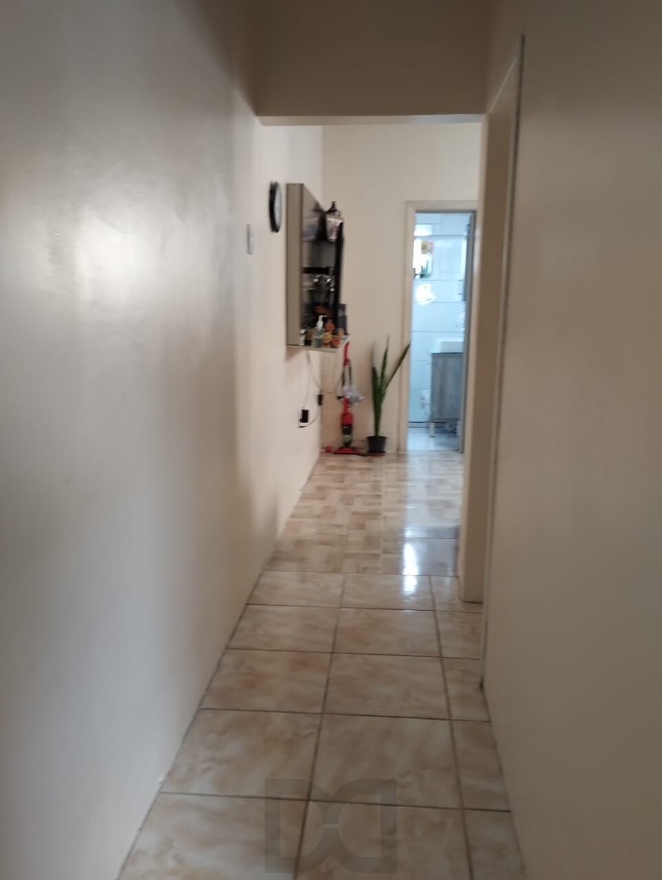 Terreno com duas frentes, três casas (duas c/dois dormitórios e a outra tipo tipo JK) — foto 7