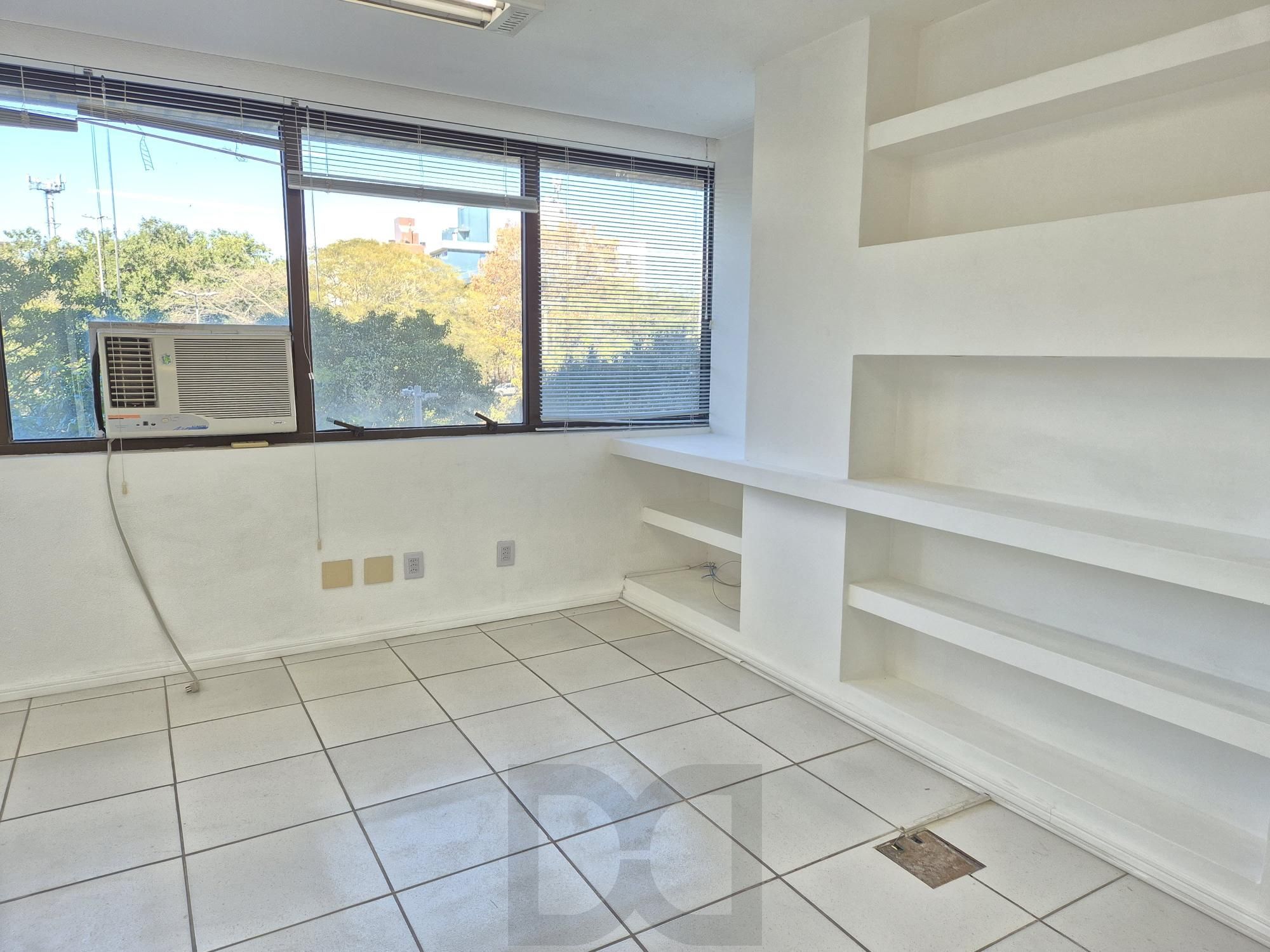 Sala com 6 divisórias e 2 vagas — foto 11