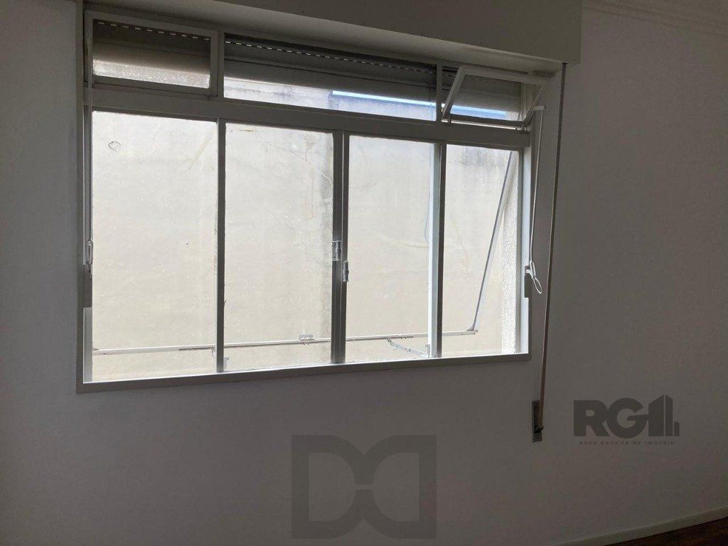 APARTAMENTO DE 1 DORMITÓRIO, 41,69 MTS PRIVATIVOS NO BAIRRO PRAIA DE BELAS — foto 15