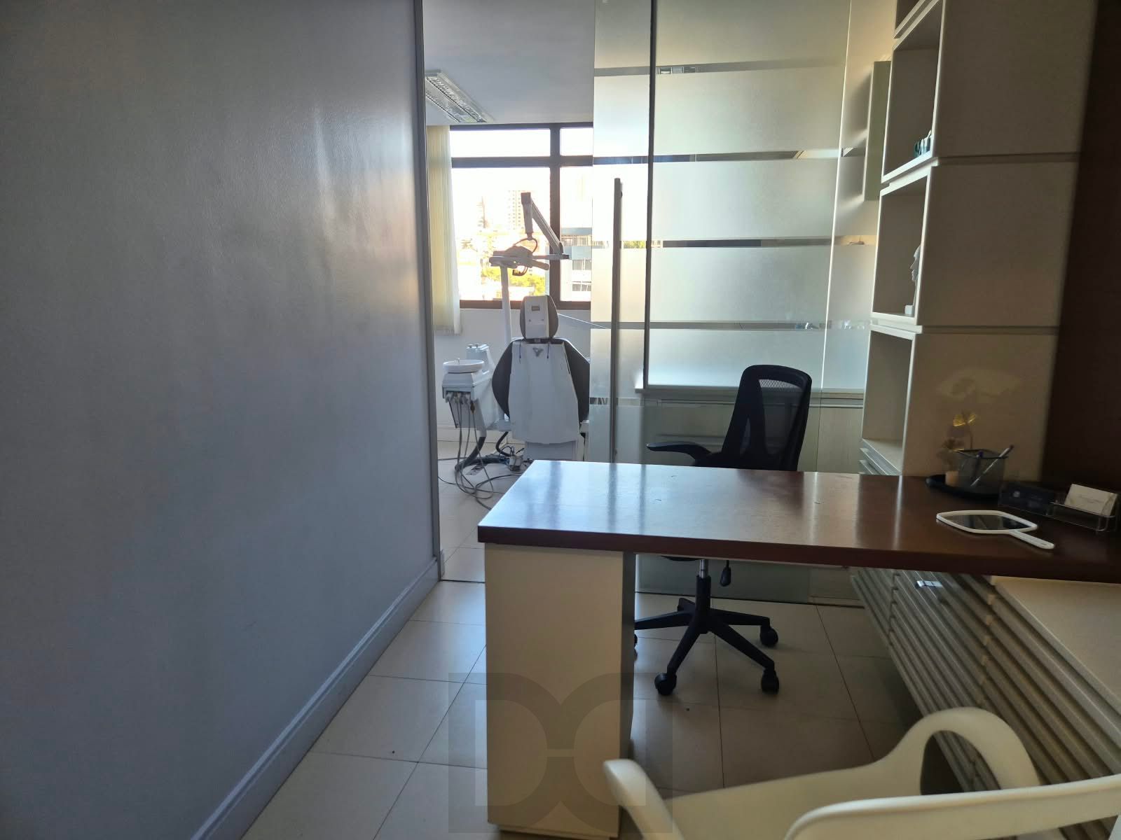 Sala comercial em formato consultório dentário — foto 5