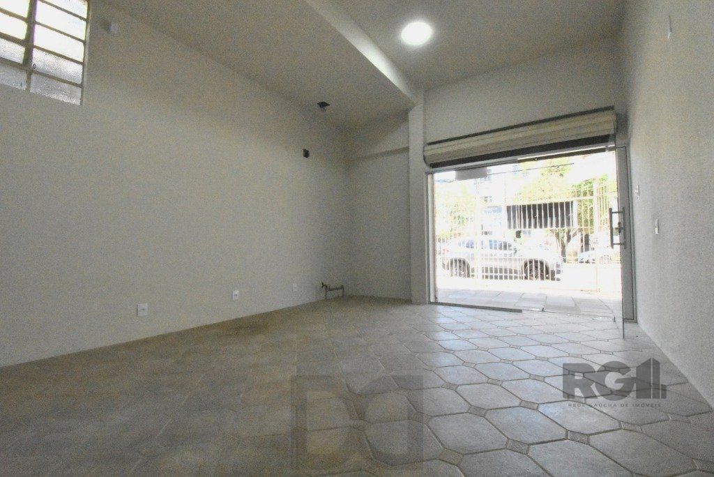 Sala reformada e desocupada! — foto 1