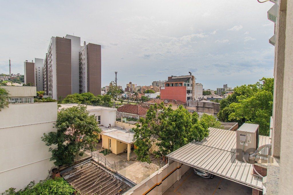 APARTAMENTO - 2 dorms. 1 vaga - 69,83 m² - MENINO DEUS — foto 36