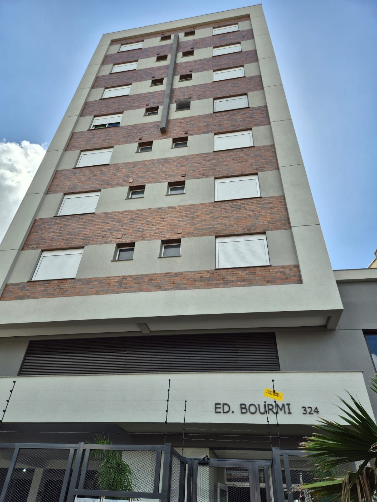 Apartamento 2 Dormitórios com Vaga de Garagem | Pronto para Morar! — foto 1