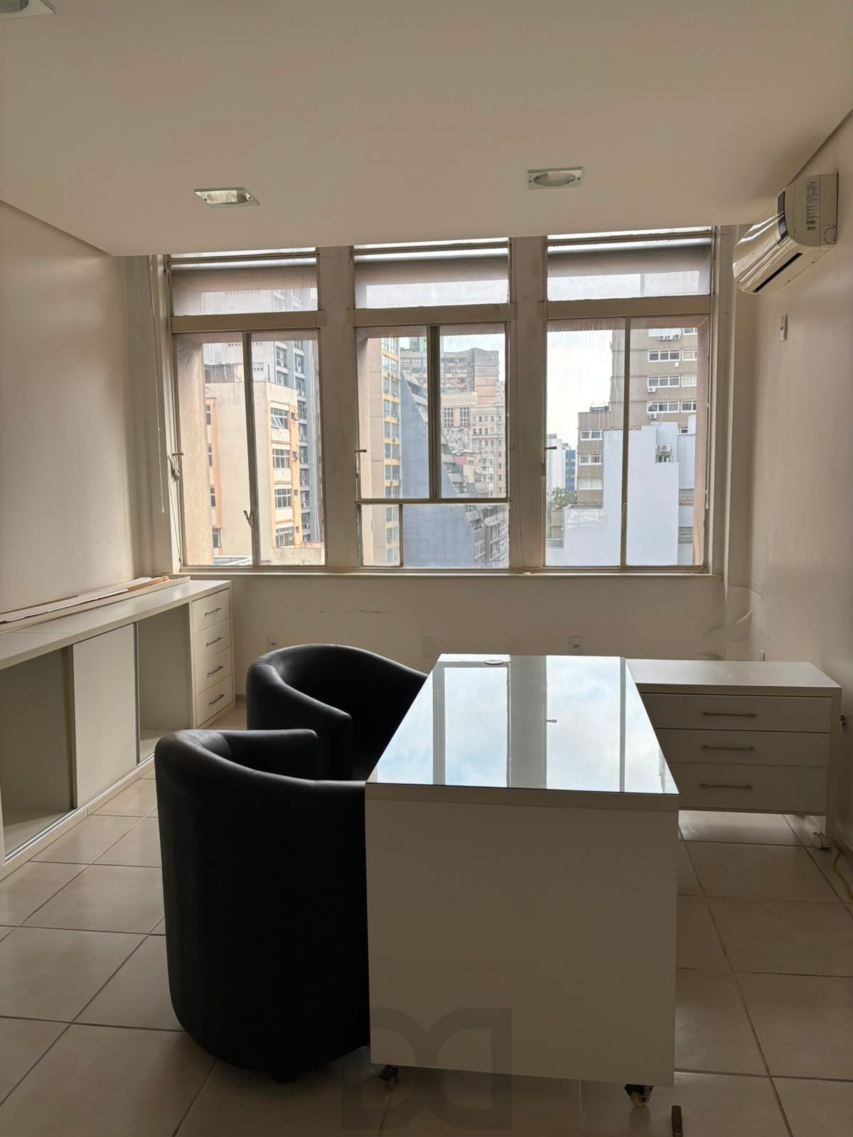 Não Perca!!! Excelente Conjunto Comercial no Centro de Porto Alegre!!! Valor exclusivo de R$ 185.000,00!!! — foto 7