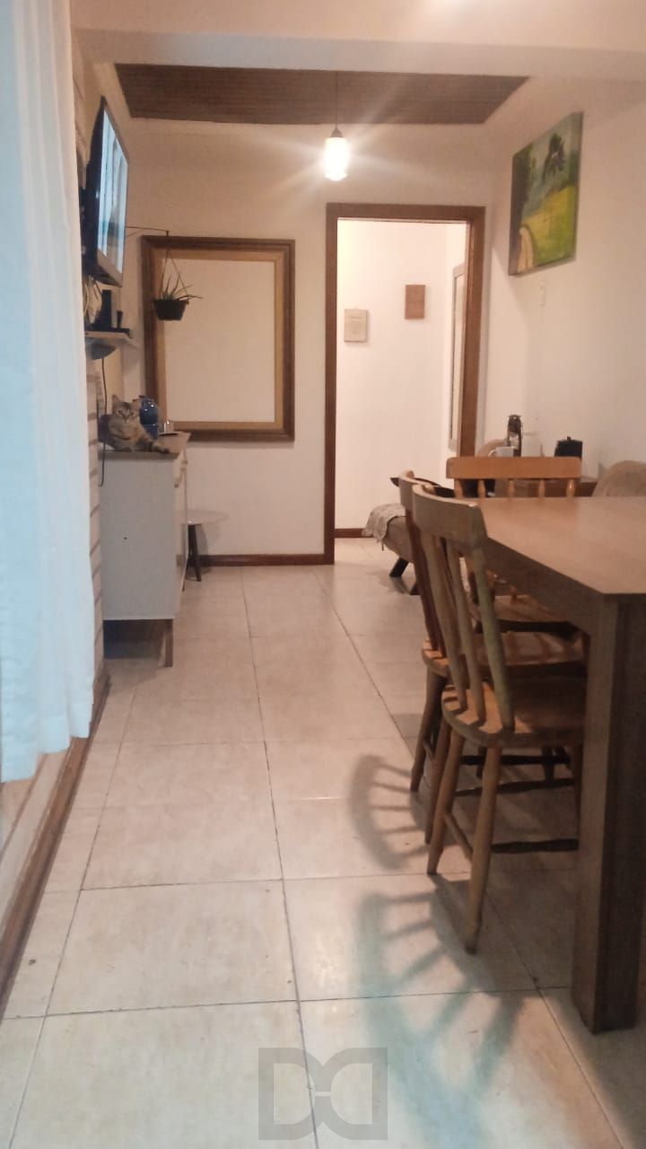 Excelente Oportunidade!! Casa no Jardim Carvalho com 4d (1 suite), 2 banheiros e garagem!!Valor R$ 520.000,00!! — foto 4