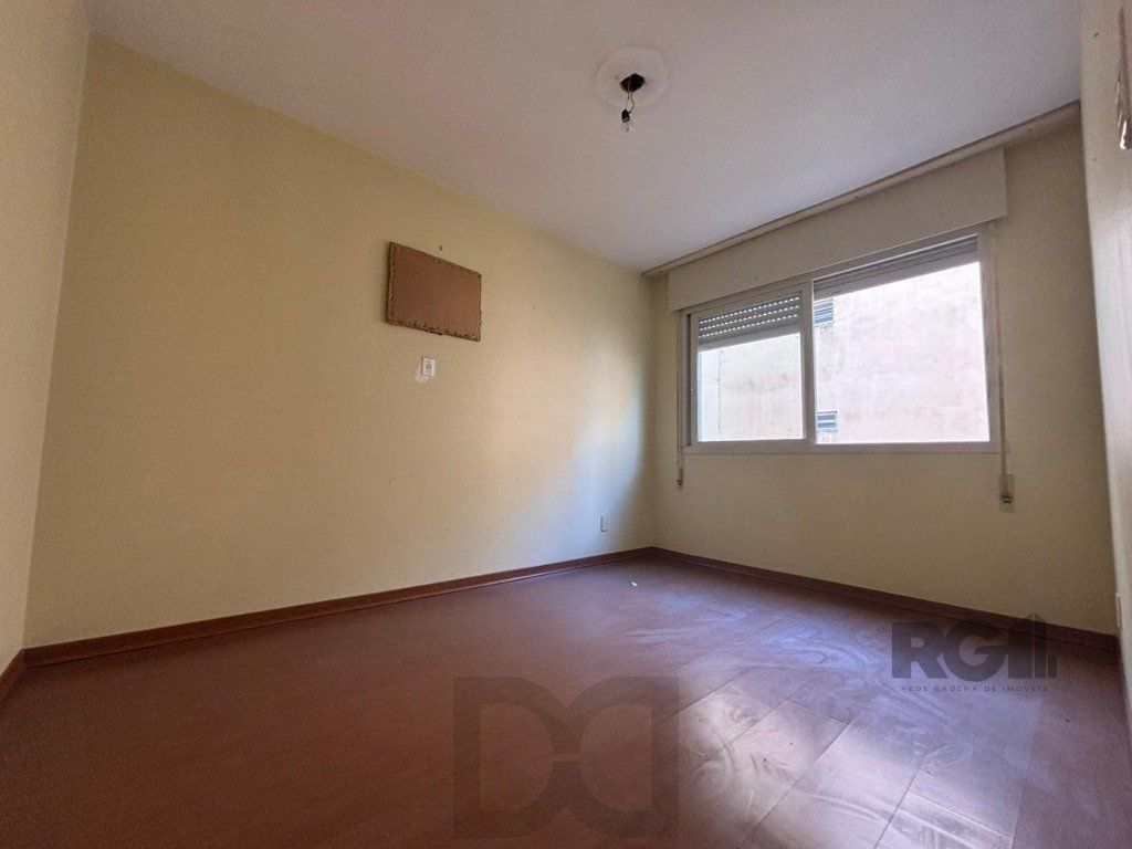 APARTAMENTO - 1 dormitório - 1 vaga - 45,13 m² - MENINO DEUS — foto 2