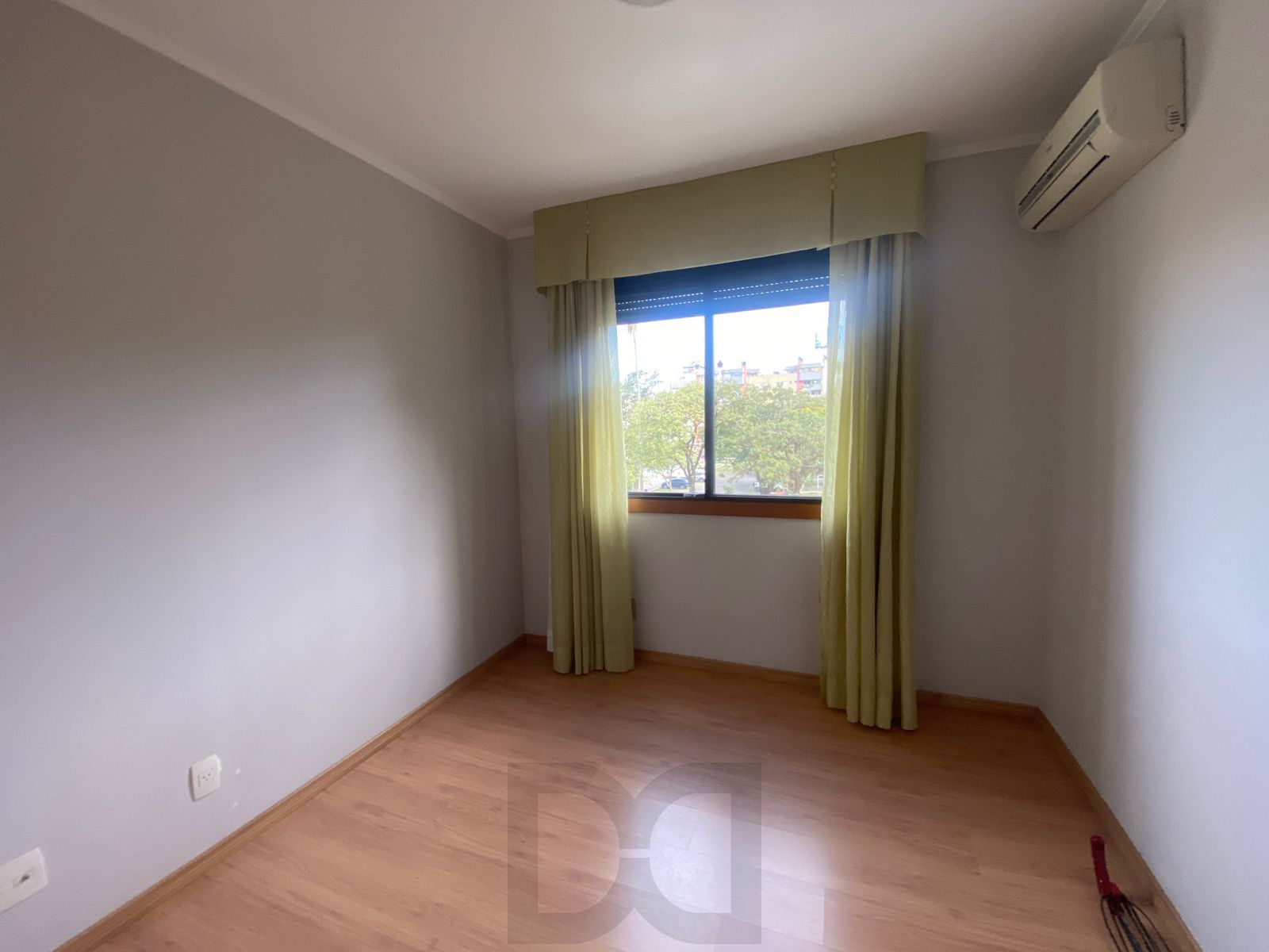 Apartamento 105 m2 3 dormitorios sendo 1 suite vaga dupla menino deus — foto 19
