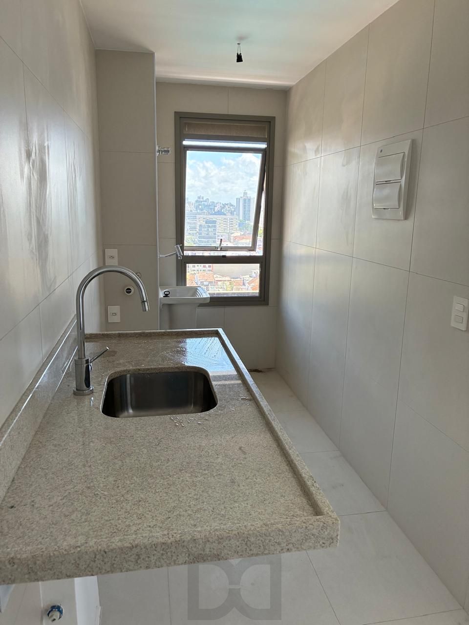 Lindo imóvel 2 dormitórios, 1 suíte, 64 m2, vaga de garagem no bairro Praia de Belas — foto 33