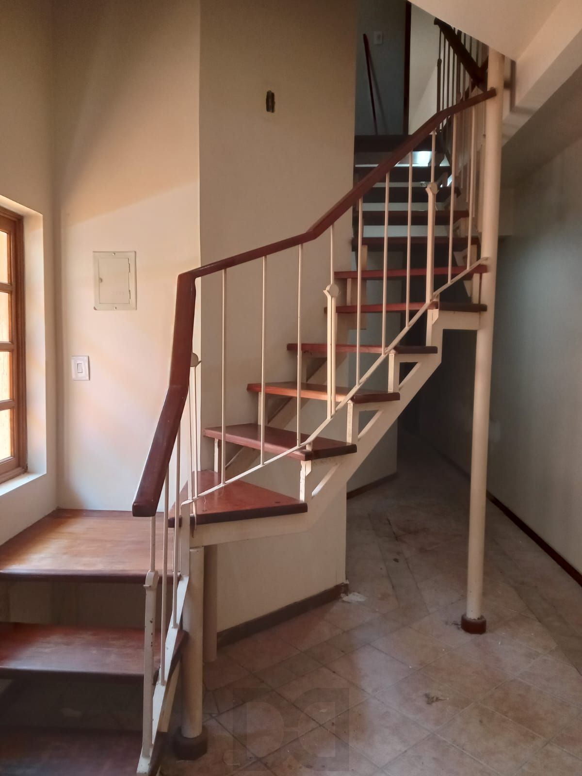 Ótima Casa com 4 Dormitórios no Bairro Cidade Baixa — foto 21