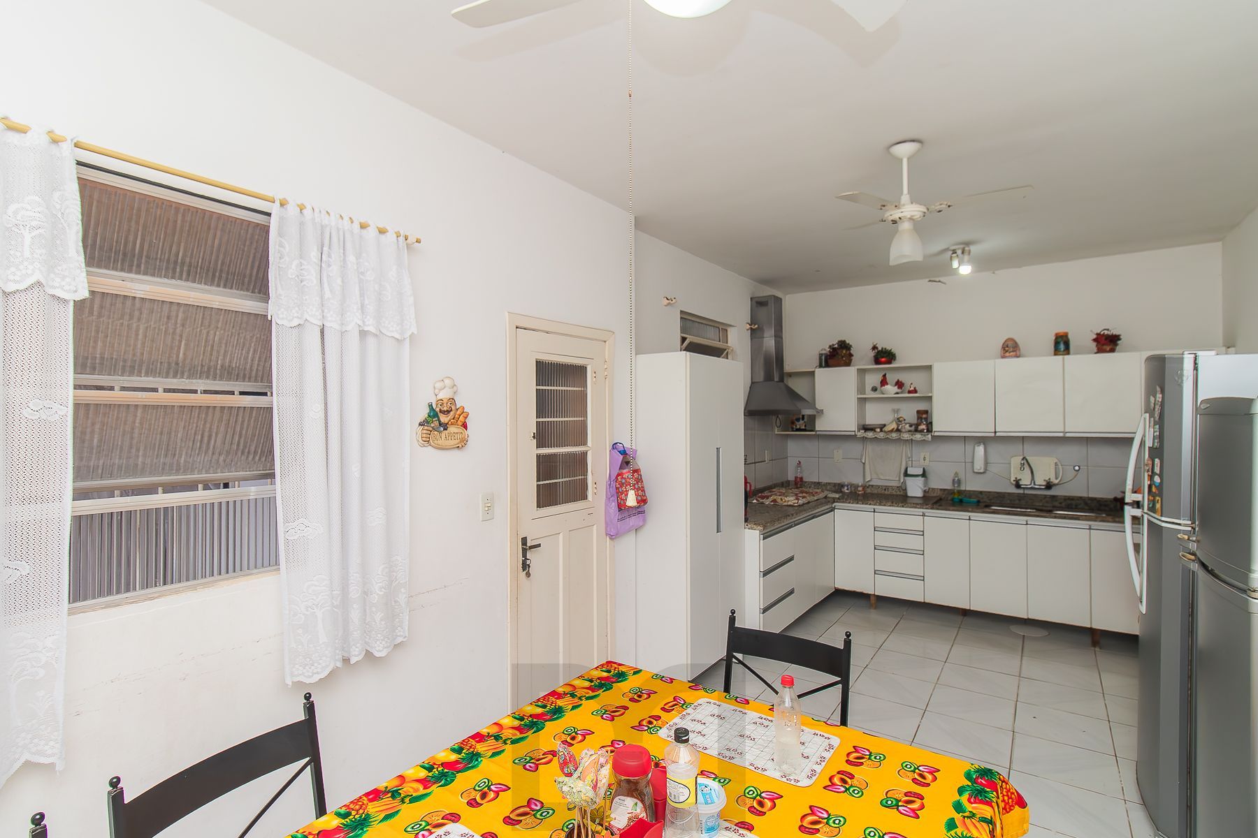 Casa 4 dormitórios - 1 vaga - 330m² Menino Deus — foto 8