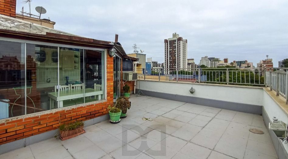 Cobertura dcom 02 dorm . Dependencia de Empregada, com 154,22m2 area privativa com garagem Menino Deus — foto 33