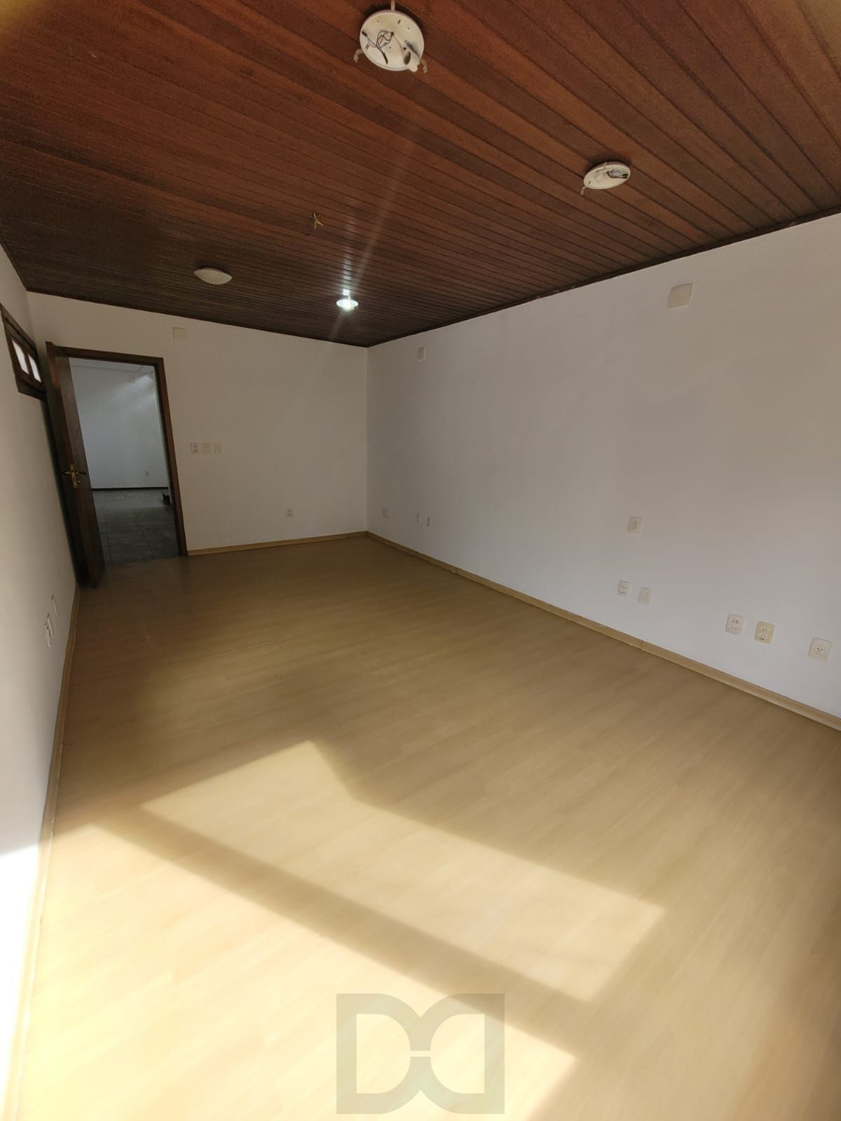 Casa no bairro Ipanema com 291 m² de área privativa e 8 garagens — foto 32