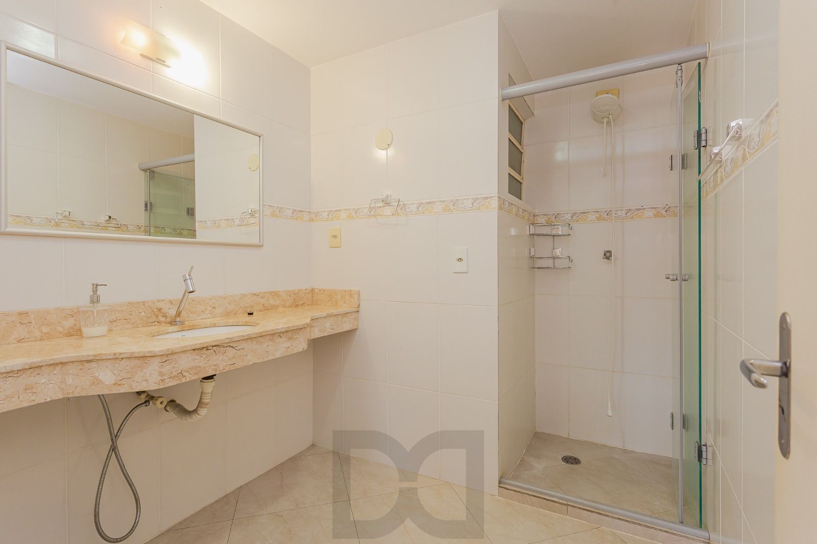 Apartamento 2 dormitórios - Próximo ao Menino Deus — foto 16