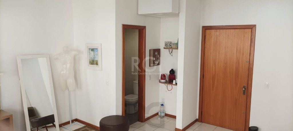 sala - 30,23 m² - Menino Deus — foto 12