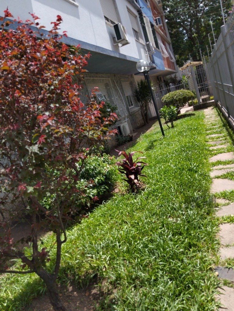 Apartamento 3 Dormitórios , dependência de empregada e vaga de garagem. — foto 18