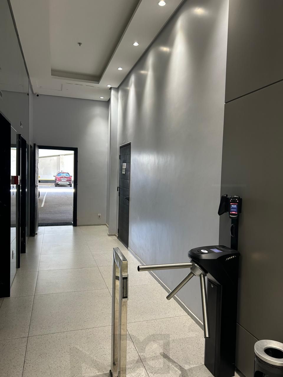 SALA COMERCIAL 27,93 m² - 1 VAGA - MENINO DEUS — foto 8