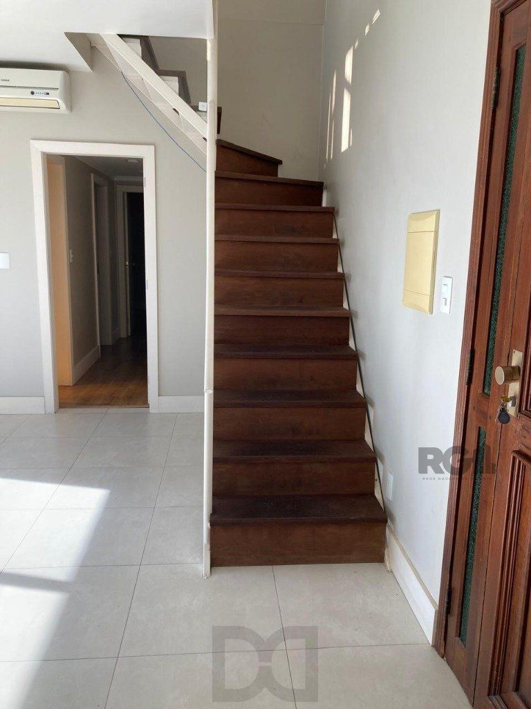 APARTAMENTO DE COBERTURA - 2 dorms. - 1 vaga - 118,02 m² - MENINO DEUS — foto 37