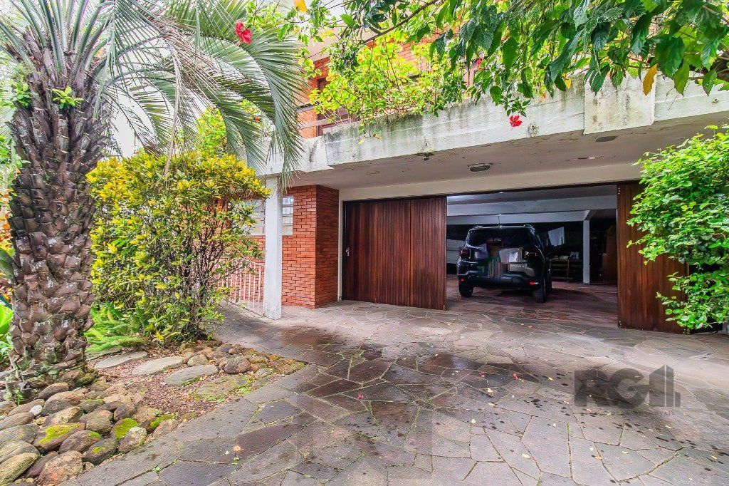 CASA - 3 dorms. - 4 vagas - 258 m² - VILA IPIRANGA — foto 2