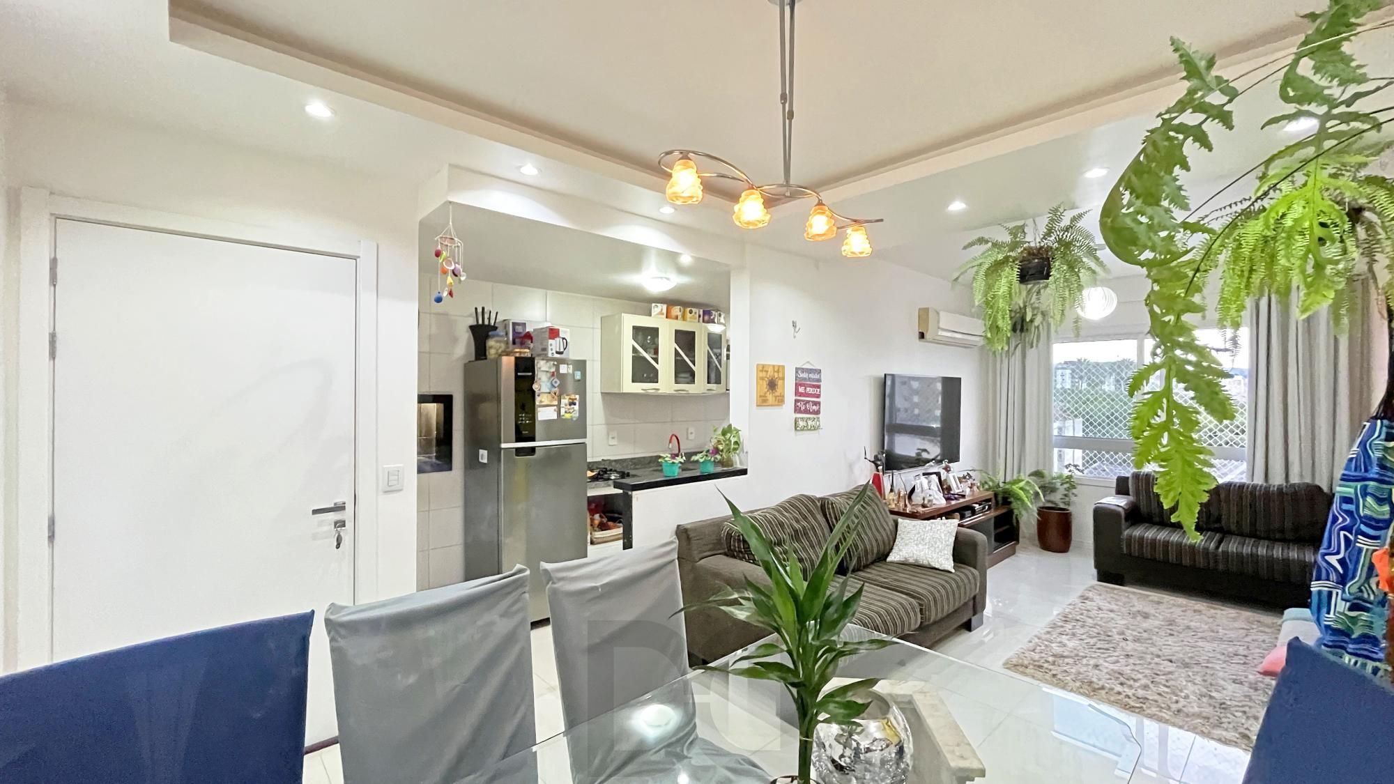 Apartamento 82m² - três dormitórios, suíte, duas vagas de garagem — foto 1