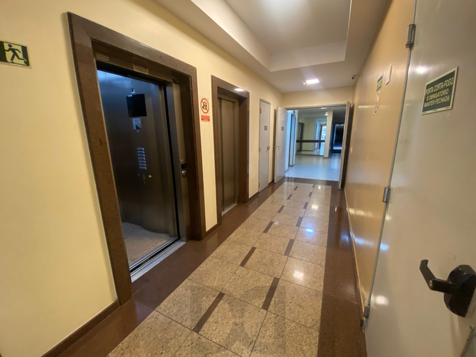 Apartamento 105 m2 3 dormitorios sendo 1 suite vaga dupla menino deus — foto 44